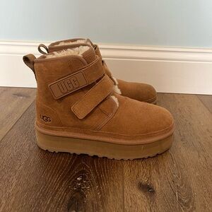 UGG Neumel Platform Chukka Boot- Big Kid 🤎 EUC